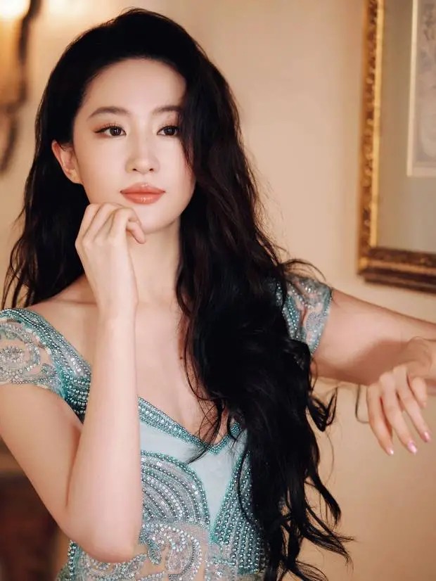 Red Velvet - IRENE & SEULGI今日起出演音乐节目!公开新歌《TILT》高端舞台完美表现“平衡”!