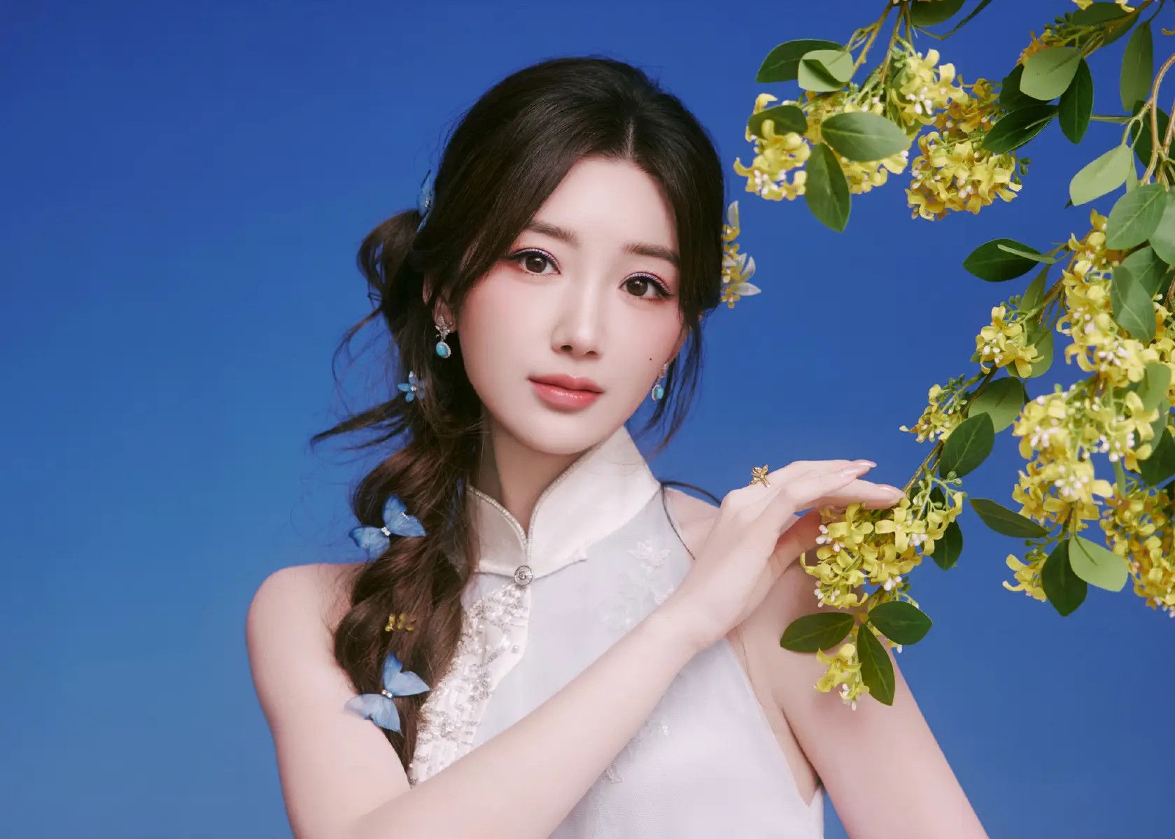 TVB女星廖碧儿默认与70岁富豪吕礼章新恋情！指年龄不是问题：最重要是合得来